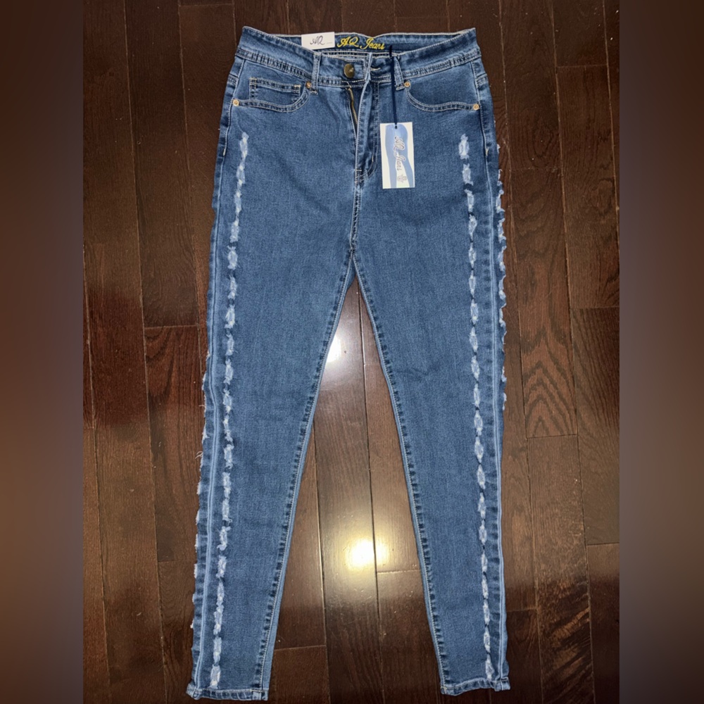 SO Women's Blue Distressed Skinny Jeans